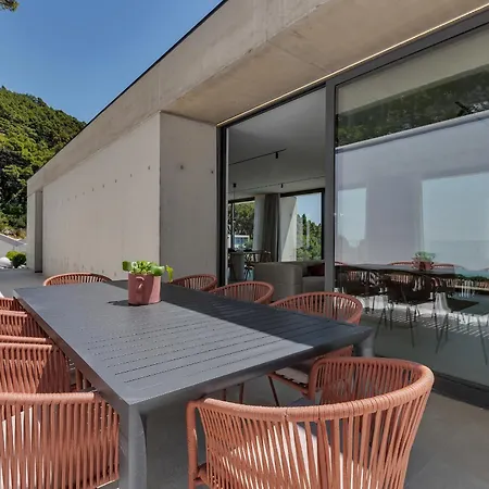 Vila Fragment With Private Jacuzzi - Makarska Exklusiv