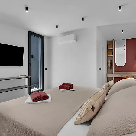 Vila Fragment With Private Jacuzzi - Makarska Exklusiv *