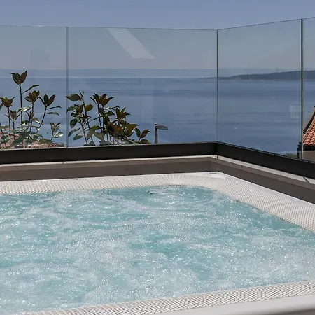 Fragment With Private Jacuzzi - Makarska Exklusiv فيلة بريلا